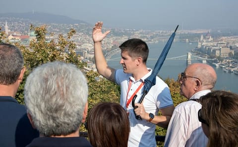 Budapest Grand City Tour with Visit to Parliament Building