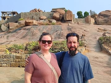 Bengaluru to Hampi Heritage Tour with Chitradurga Stop