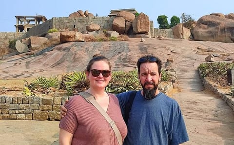 Bengaluru to Hampi Heritage Tour with Chitradurga Stop