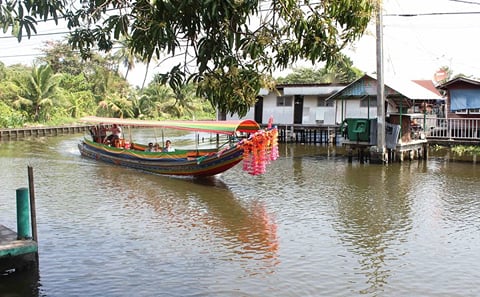 Thonburi Klongs and Grand Palace Morning Tour, Bangkok