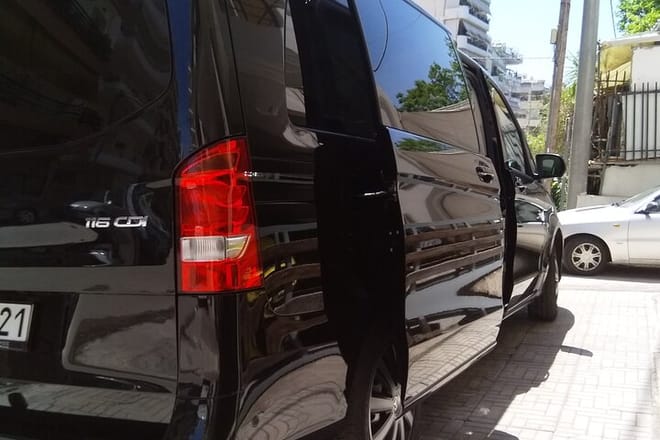 Limousine Service from Athens Airport to Plaka, Monastiraki photo 6