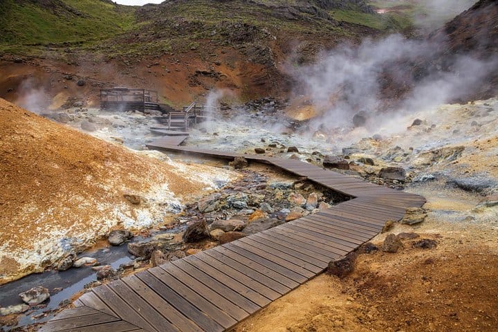 Private Jeep Tours - Reykjanes Peninsula, Blue Lagoon & Lava Tunnel 5