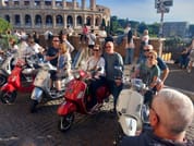 Dolce Vita Vespa Tour in Rome 4