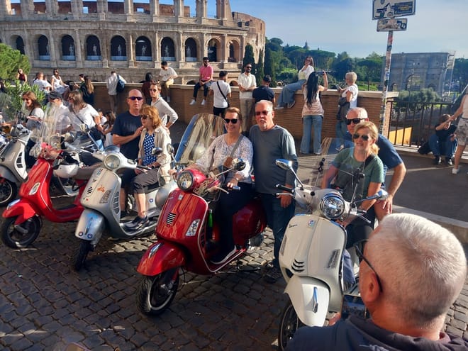 Dolce Vita Vespa Tour in Rome photo 4