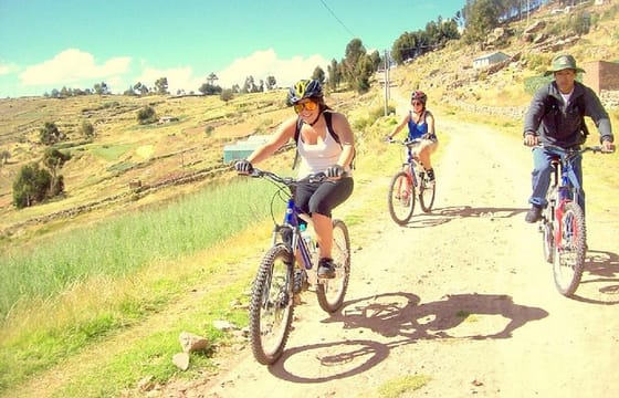 Mountain bike around Lake Titicaca