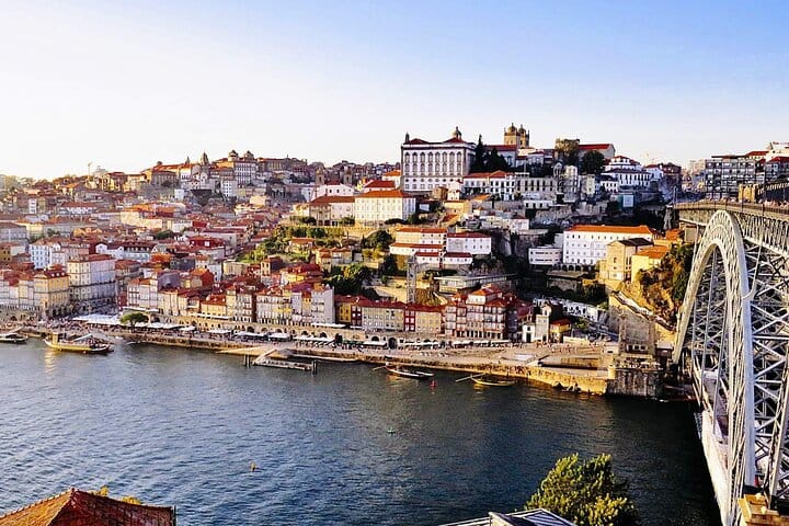 Lisbon to Porto with stops Aveiro-Fátima-Coimbra-Tomar-Nazaré-Óbidos