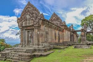 Full-Day Private Guided Tour from Siem Reap to Preah Vihear Temple