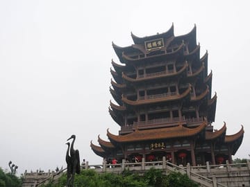 Wuhan Yellow Crane Tower and Hubei Museum Day Tour