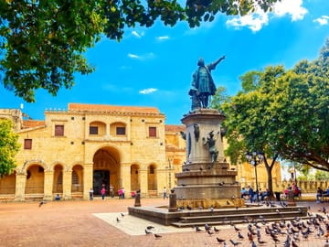 Punta Cana: Tour Historico por Santo Domingo con cuevas