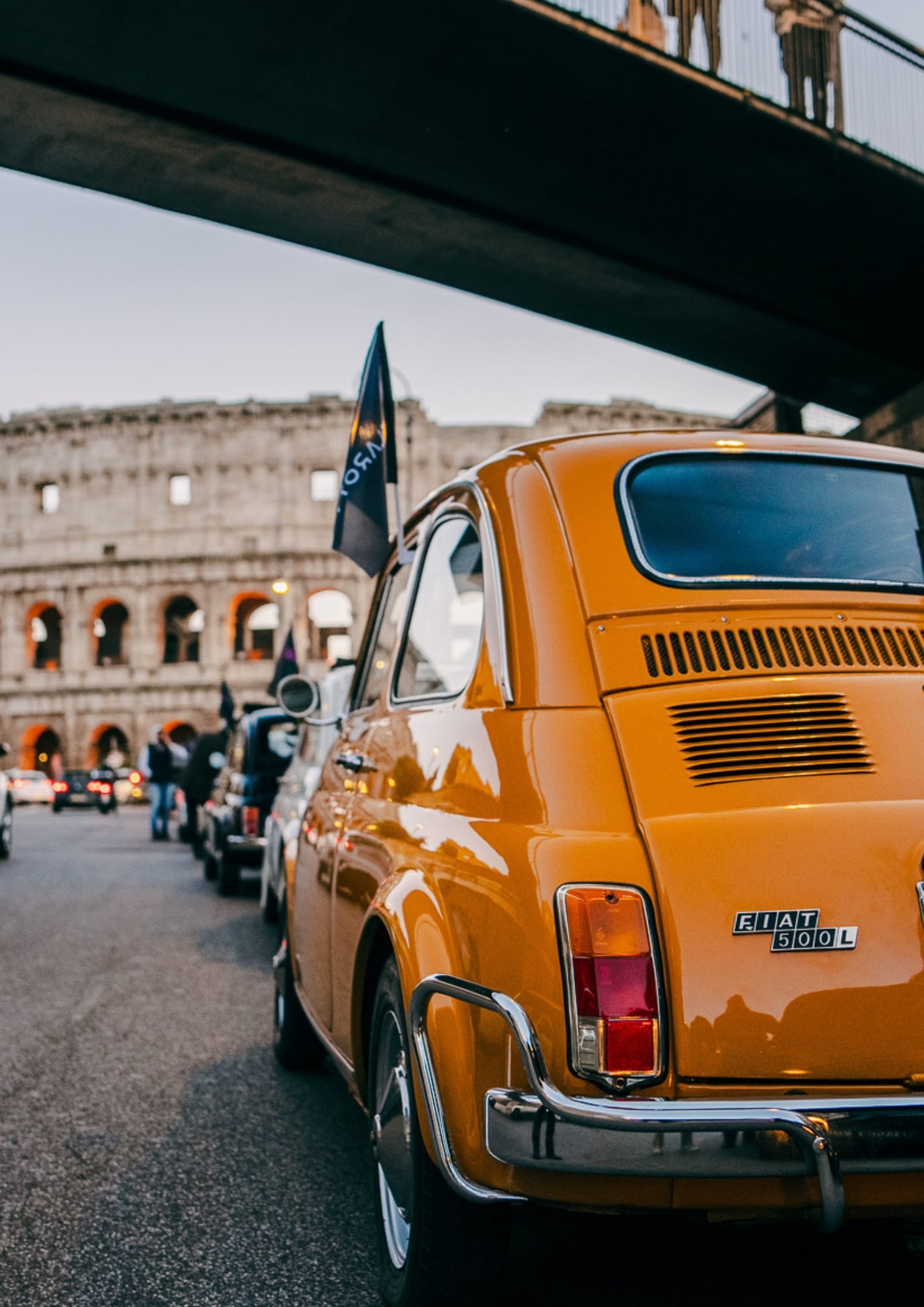 Your Rome Fiat 500 city center tour brings you into legend with views of the Colosseum and Circus Maximus in a smooth, stylish ride.