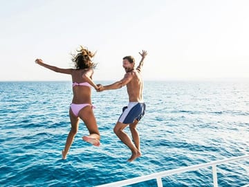 Alanya Relaxing Boat Tour with Lunch and Soft Drinks