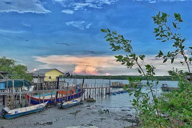 Pulau Ketam Fishing Village with Blue Mosque and Thean Hou (SIC) 9