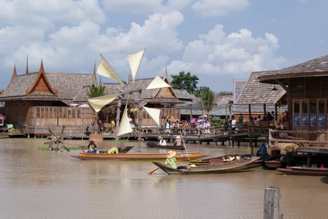 PATTAYA Join Tour Foating Market Pattaya 2