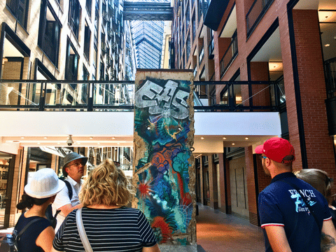 Private Montréal Downtown and Underground City Walking Tour