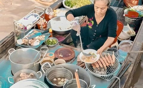 Private Full-Day Tour of Cai Rang Floating Market in Can Tho