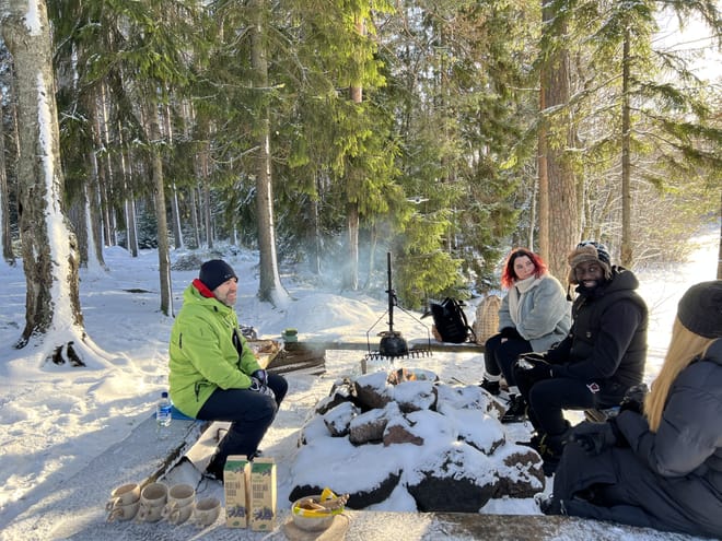 Winter Wonderland Hike in a National Park 5