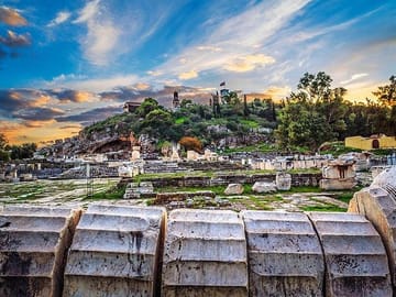 5 Days TOP Highlights in Mainland and Islands of Greece