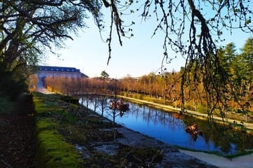 Private Guided Tour of La Granja de San Ildefonso Gardens and Palace