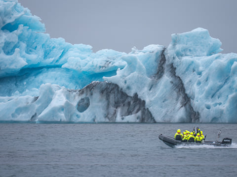 The Glacier Lagoon And The Diamond Beach | Private Tour, photo 22