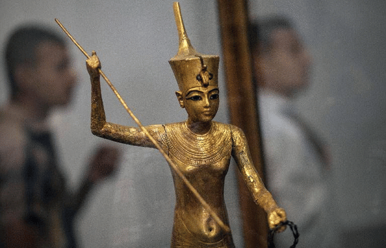 Cairo Tour: Egyptian Museum Visit and Sunset Felucca Ride