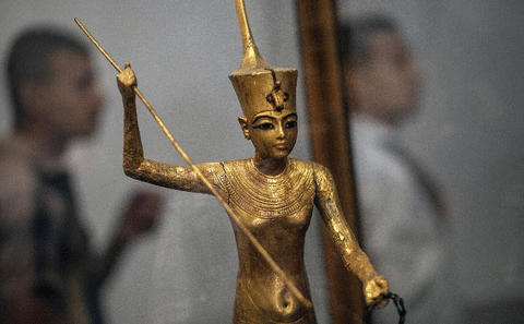 Cairo Tour: Egyptian Museum Visit and Sunset Felucca Ride