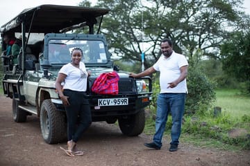 Nairobi National Park Game Drive in Open Safari Jeep