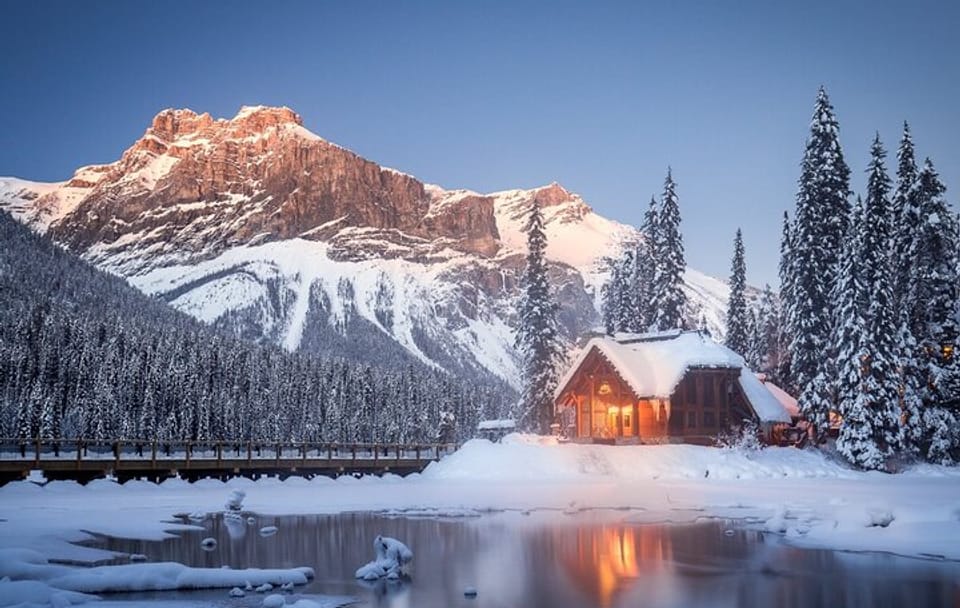 Lake Louise, Emerald Lake and Peyto Lake 3 lakes tour from Banff