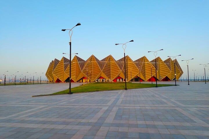 Photo tour- Photograph tour-baku city tour-Azerbaijani culture-Local food markets-Evening city lights-Baku nightlife- Traditional costumes-Local musicians-Crystal Hall baku