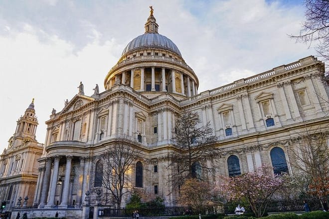 London Blitz Walking Tour: City of London Wartime History