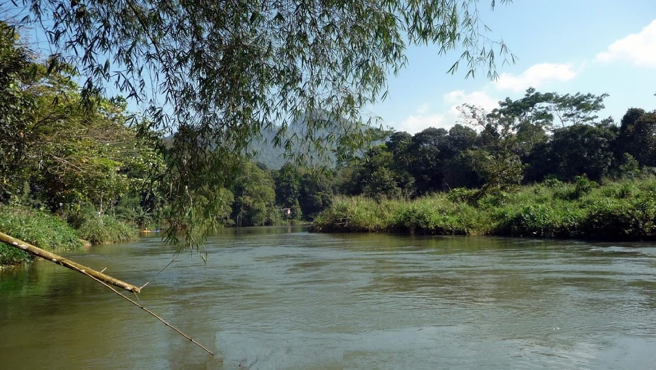 Along the Mahaweli River Cycle Ride and Exploring the Kingdom of Kandy 6