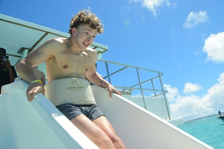Punta Cana Catamaran: Nonstop Spring Break Party Experience 7