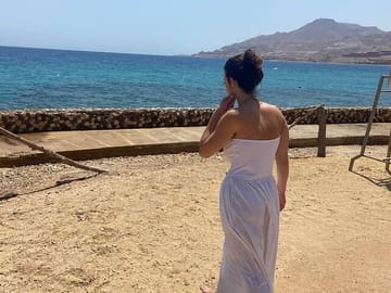 Private Day Trip to El Ain Sohkna with Hotel Access and Lunch