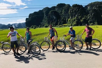 Ninh Binh and Cuc Phuong 2-Day Adventure Tour from Hanoi