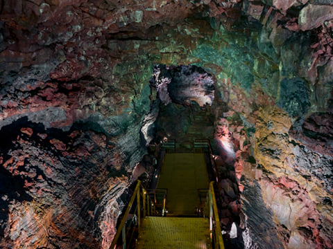 Volcanic Caves and Craters: The Lava Tunnel, Grindavík & Reykjanes Lava Fields Combo Tour, photo 18
