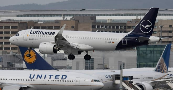 Transfer from the hotel in Santiago city to the Arturo Merino Benitez airport 6