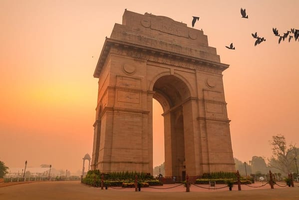 Early Morning Tour with Famous Park at Delhi on Private Basis