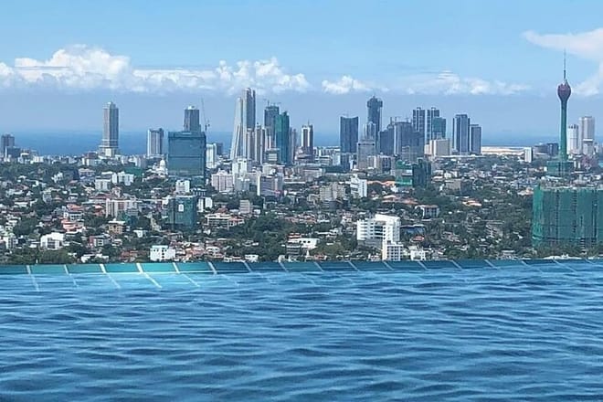 Glimpse Of Colombo City Walk 3
