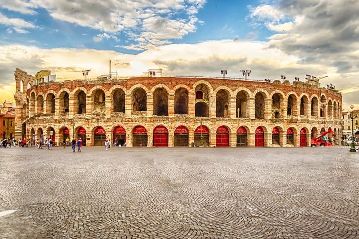 TOP Verona : Private Guided Tour with your mobile 6