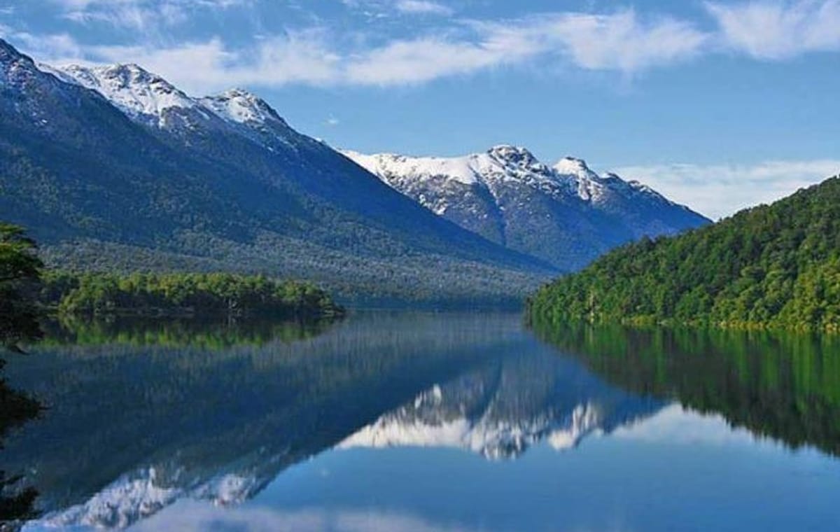 Road of the Seven Lakes to Villa La Angostura from San Martin de los Andes