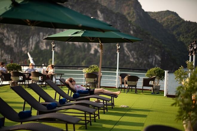 Luxury Cruise :Halong & Lan Ha Bay 3 Days 2 Nights, All Inclusive