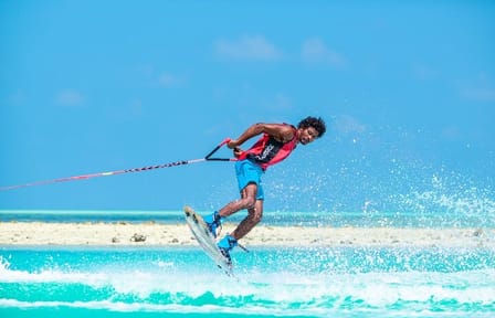 Wakeboarding in Trincomalee