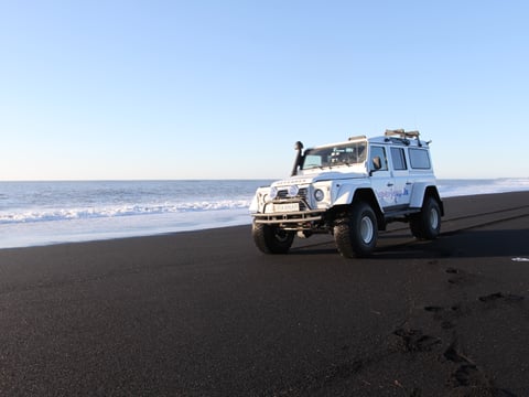 DT 14 South Coast and Eyjafjallajokull, photo 3