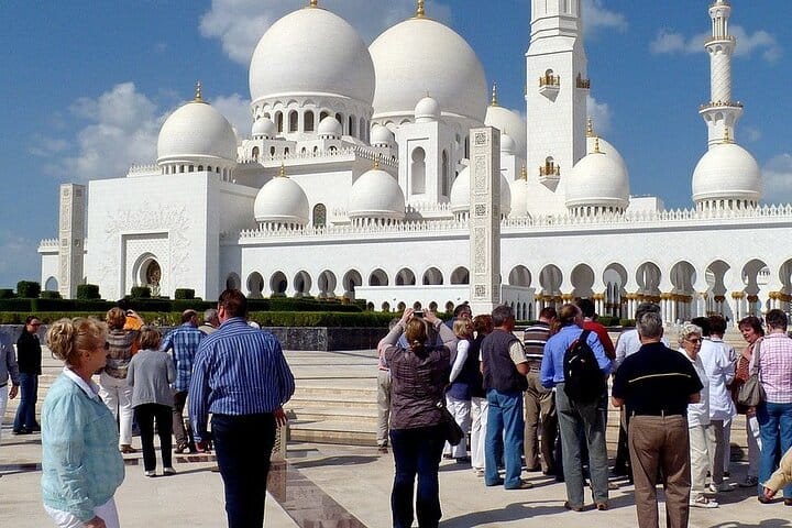 Full Day Abu Dhabi Guided Tour