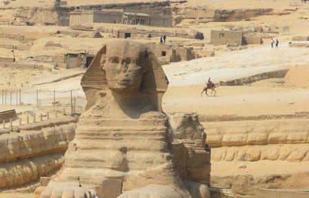 Giza Plateau Day Trip: Explore the Pyramids and Sphinx