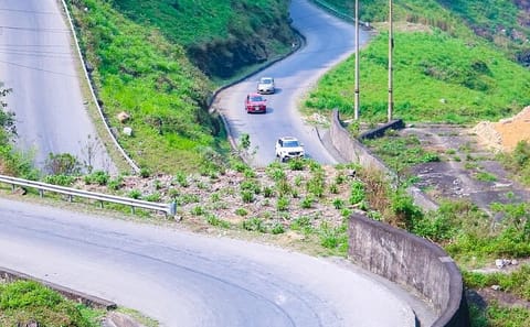 Private Car Tour of Ha Giang Loop: 4 Days of Adventure