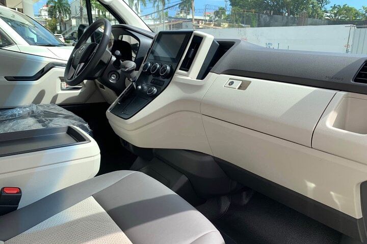 Private Sedan roundtrip- Puntacana airport to bávaro & Puntacana