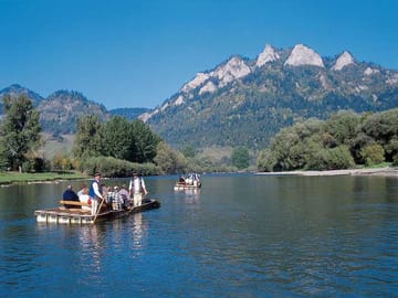 From Krakow: Traditional Dunajec River Rafting with Palenica Mountain Chairlift