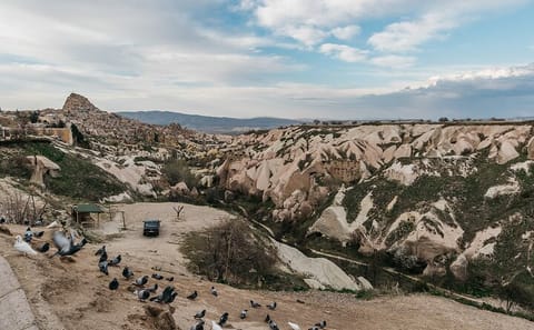 Private 2-Day Cappadocia Tour with Cave Hotel Stay
