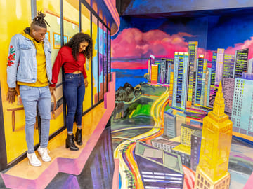 Private Dubai City Tour with Museum of Illusions Experience