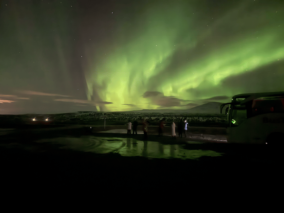 Northern Lights Bus Tour From Reykjavik — SLAWOMIR & DENIS TRAVEL ehf.